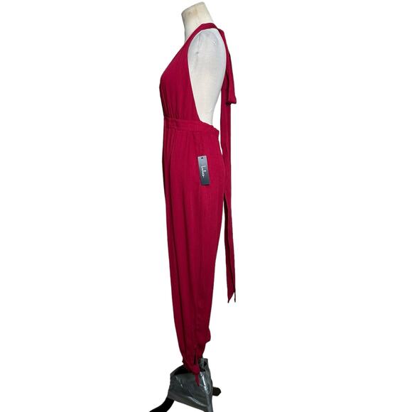 Lulus red rayon halter neck line jumpsuit size Small - Picture 8 of 16